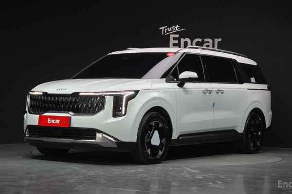 2024 Kia Carnival с пробегом 2 852 км