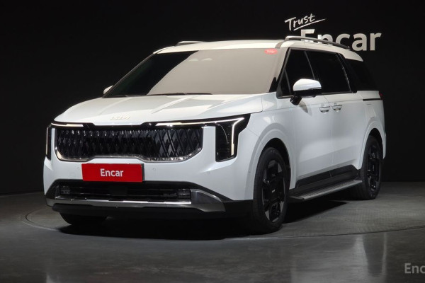 2024 Kia Carnival с пробегом 19 506 км