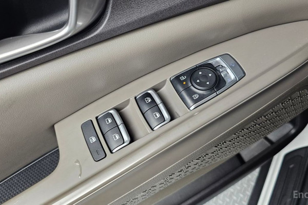 2024 Kia Carnival с пробегом 33 347 км