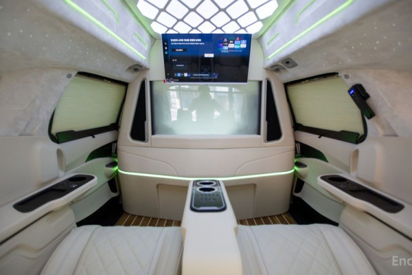 2026 Kia Carnival с пробегом 11 км