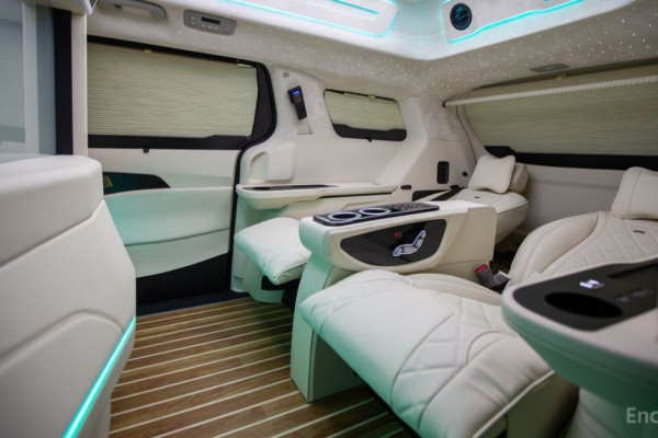 2026 Kia Carnival с пробегом 11 км