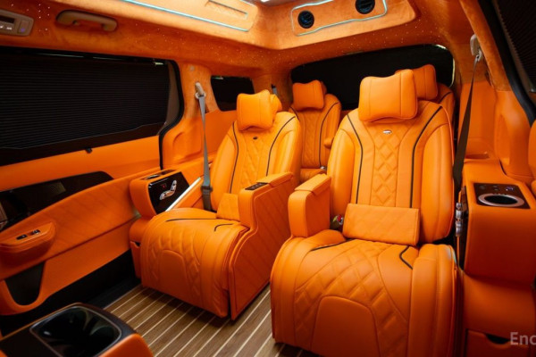 2025 Kia Carnival с пробегом 10 км