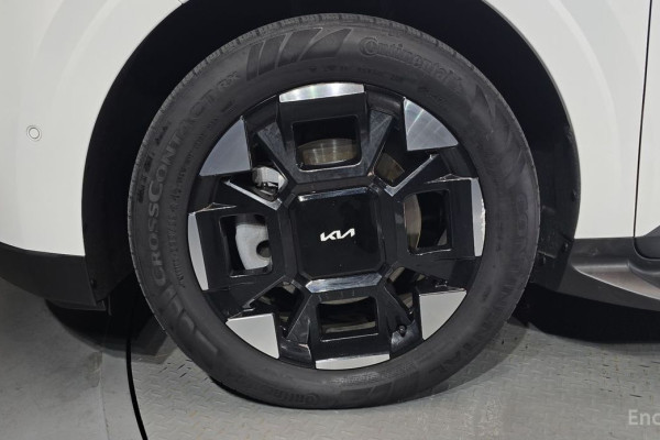 2024 Kia Carnival с пробегом 19 506 км