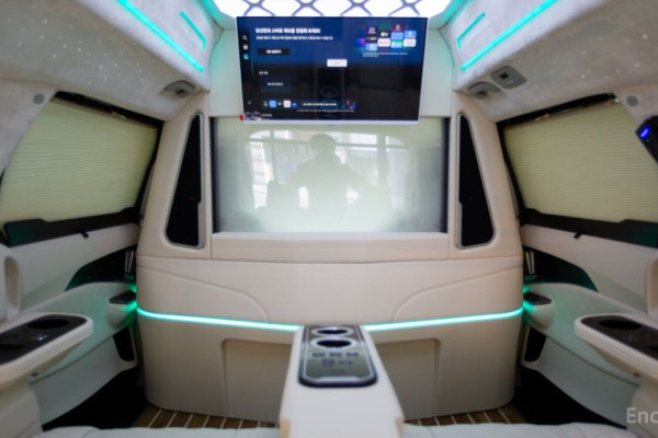 2026 Kia Carnival с пробегом 11 км