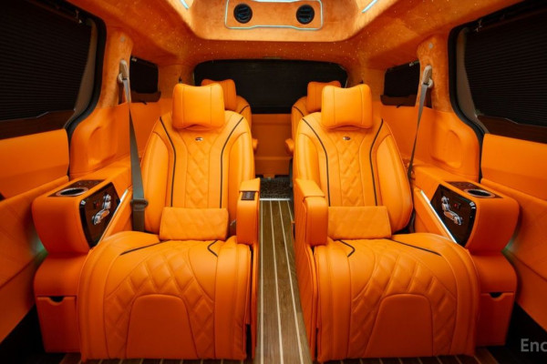 2025 Kia Carnival с пробегом 10 км