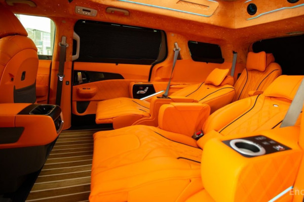 2025 Kia Carnival с пробегом 10 км