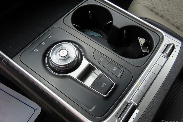 2024 Kia Carnival с пробегом 30 844 км