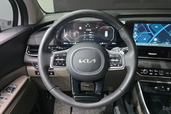 2024 Kia Carnival с пробегом 2 852 км