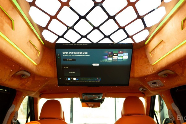 2025 Kia Carnival с пробегом 10 км