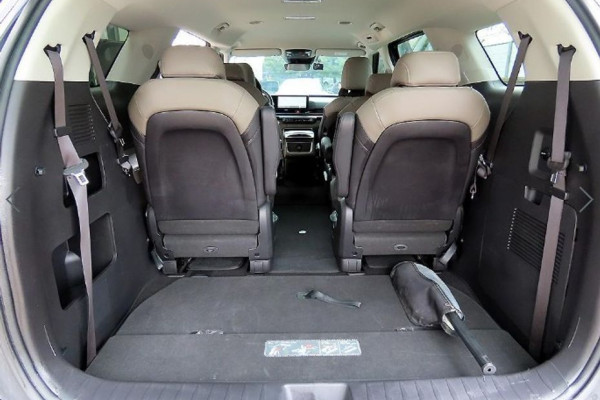 2024 Kia Carnival с пробегом 30 844 км