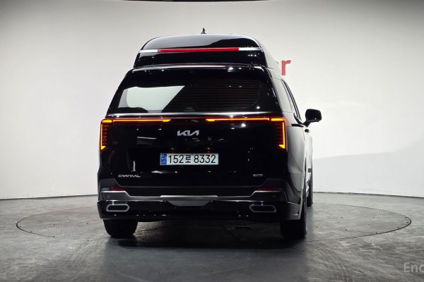 2025 Kia Carnival с пробегом 14 335 км