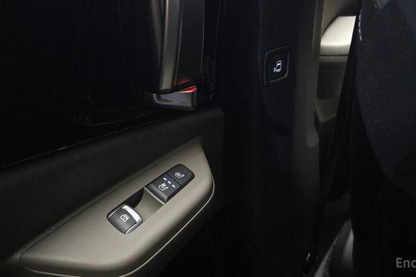 2024 Kia Carnival с пробегом 19 506 км