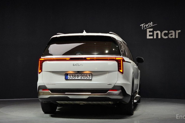 2025 Kia Carnival с пробегом 16 640 км