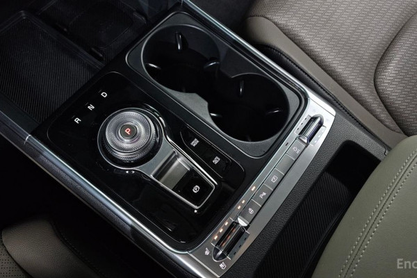 2024 Kia Carnival с пробегом 40 403 км