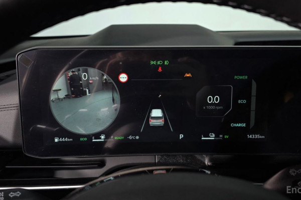 2025 Kia Carnival с пробегом 14 335 км