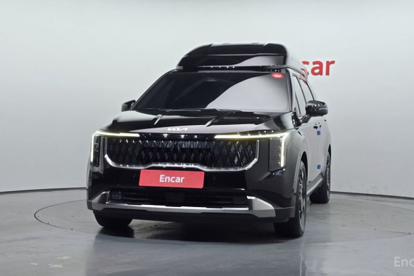 2024 Kia Carnival с пробегом 62 119 км