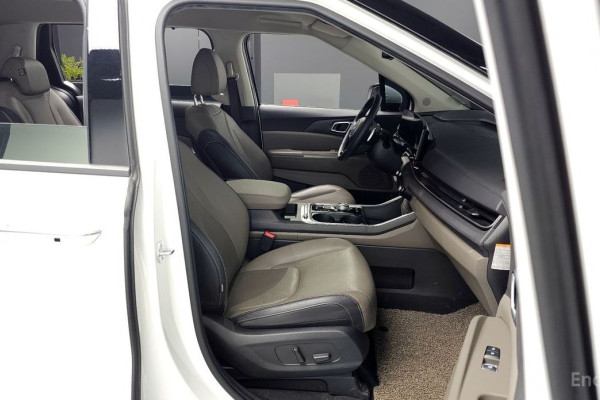 2024 Kia Carnival с пробегом 48 753 км