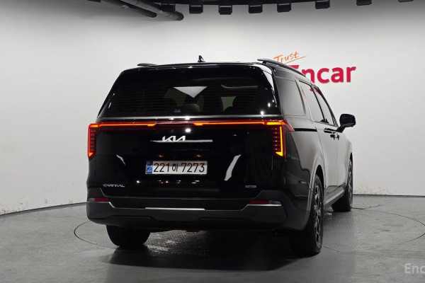 2024 Kia Carnival с пробегом 20 565 км