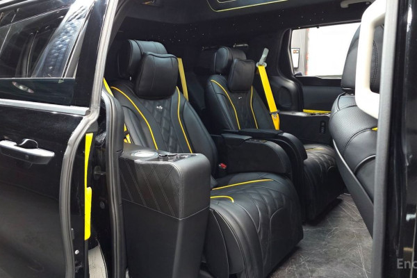 2025 Kia Carnival с пробегом 14 335 км