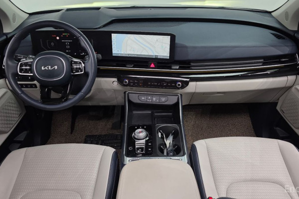 2024 Kia Carnival с пробегом 20 565 км