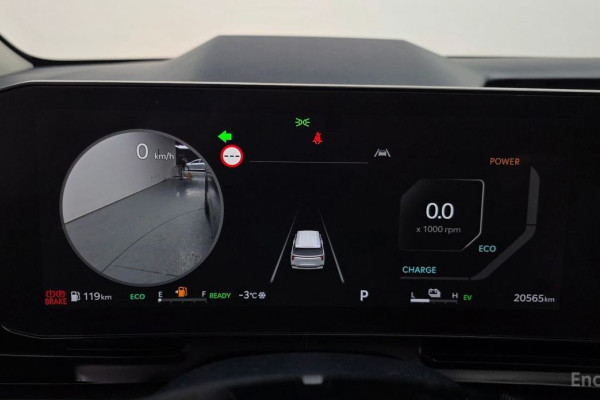 2024 Kia Carnival с пробегом 20 565 км