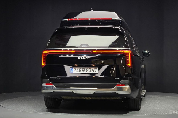 2024 Kia Carnival с пробегом 28 819 км
