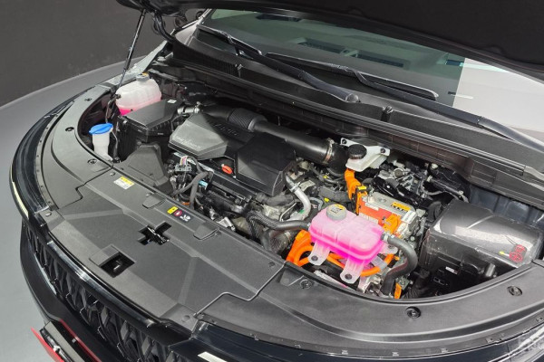 2025 Kia Carnival с пробегом 10 478 км