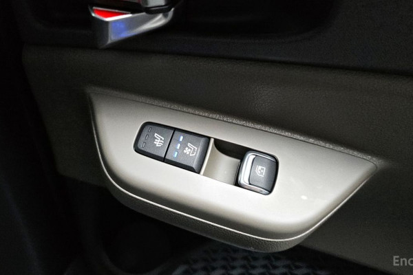 2024 Kia Carnival с пробегом 30 196 км