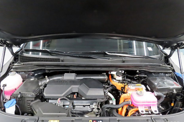 2025 Kia Carnival с пробегом 16 800 км