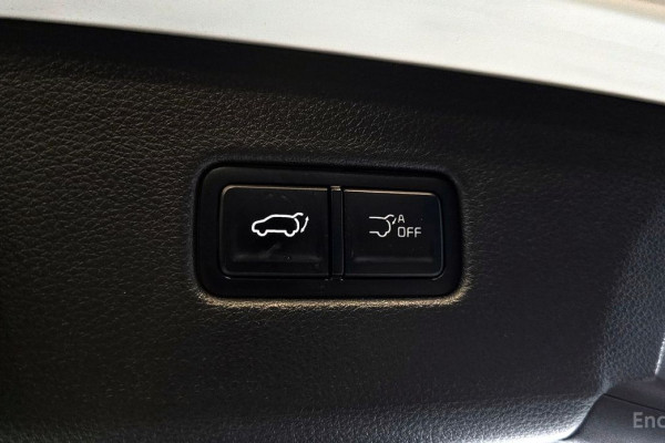 2024 Kia Carnival с пробегом 30 196 км