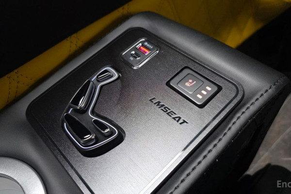 2025 Kia Carnival с пробегом 14 335 км