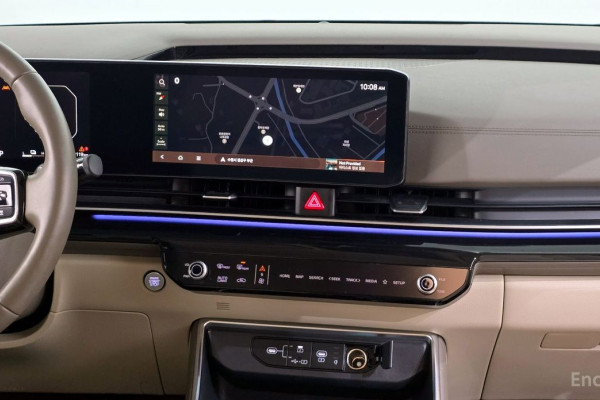 2024 Kia Carnival с пробегом 62 119 км