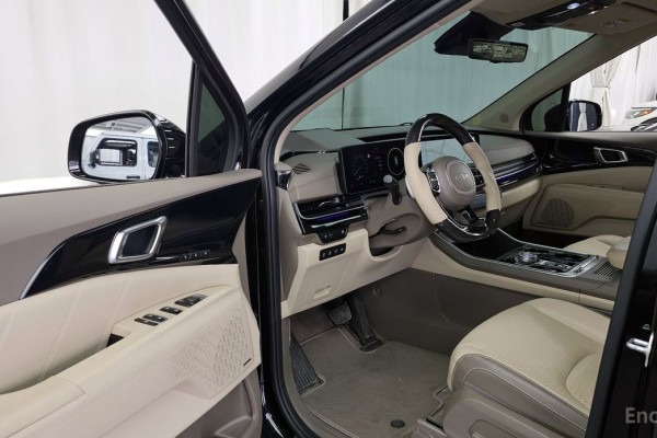 2024 Kia Carnival с пробегом 28 819 км