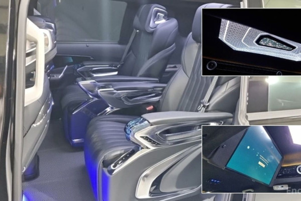 2025 Kia Carnival с пробегом 10 900 км