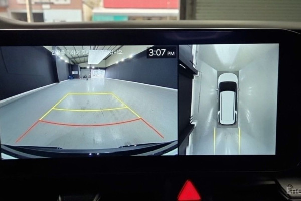 2025 Kia Carnival с пробегом 10 900 км