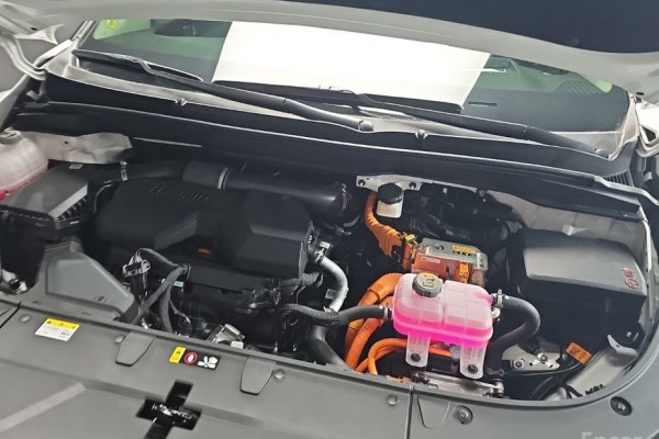 2025 Kia Carnival с пробегом 16 125 км