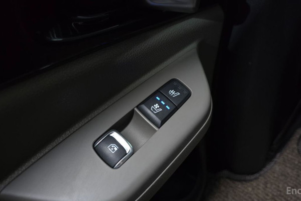 2024 Kia Carnival с пробегом 59 525 км