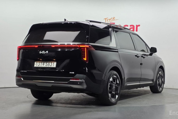 2024 Kia Carnival с пробегом 57 802 км
