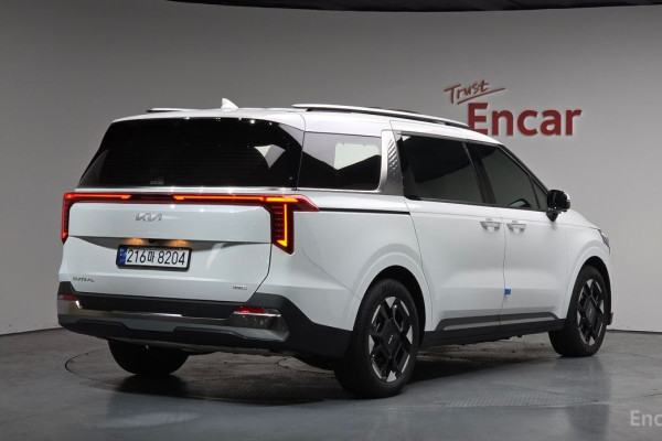 2024 Kia Carnival с пробегом 34 864 км