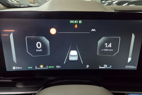 2025 Kia Carnival с пробегом 27 300 км