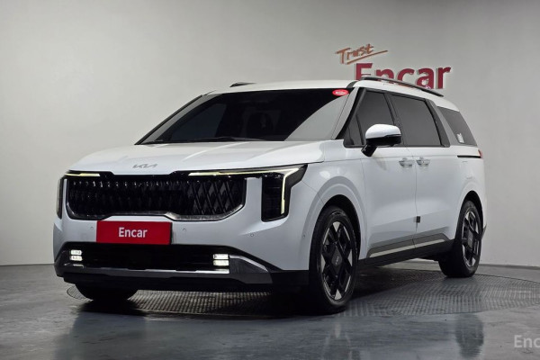 2024 Kia Carnival с пробегом 44 870 км