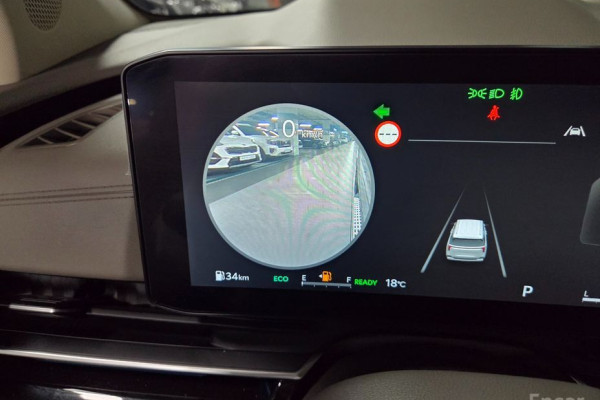 2025 Kia Carnival с пробегом 27 300 км