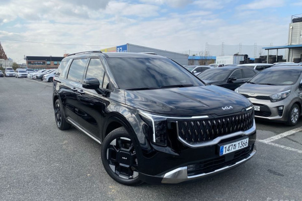 2024 Kia Carnival с пробегом 31 443 км