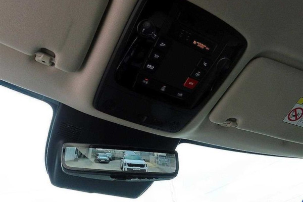 2024 Kia Carnival с пробегом 42 872 км