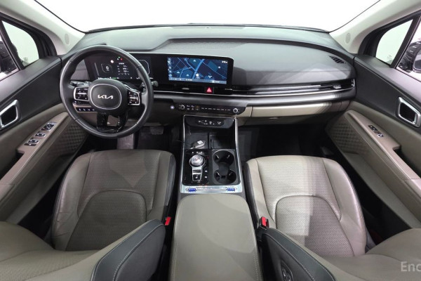 2024 Kia Carnival с пробегом 57 802 км