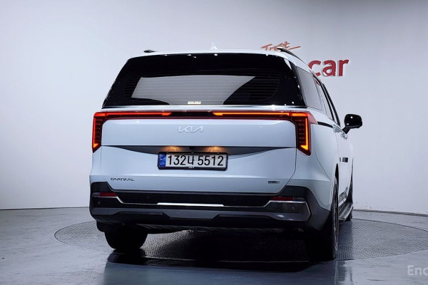 2024 Kia Carnival с пробегом 28 516 км