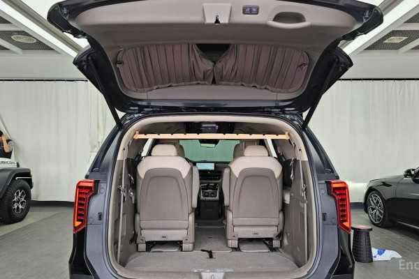 2024 Kia Carnival с пробегом 28 819 км