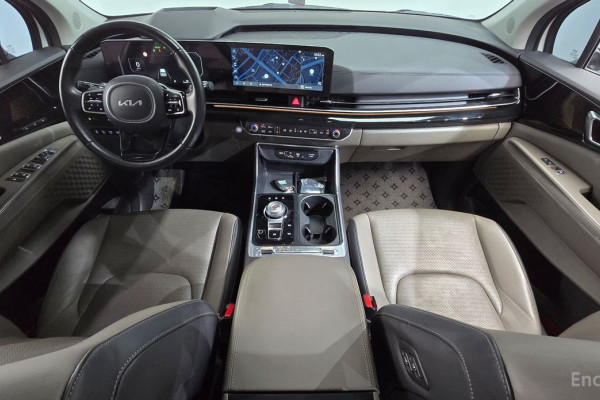 2024 Kia Carnival с пробегом 44 870 км