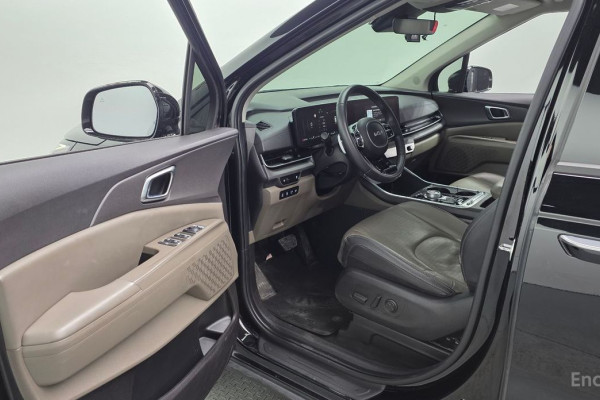 2024 Kia Carnival с пробегом 57 802 км