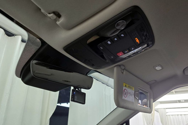 2024 Kia Carnival с пробегом 25 627 км